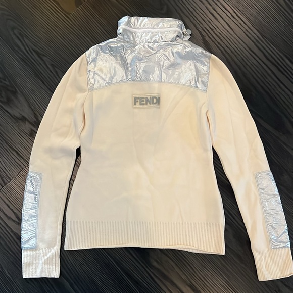 Authentic FENDI 1/4 Zip Swester - Picture 4 of 4